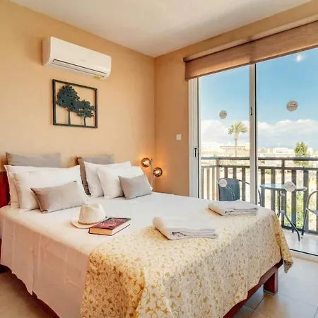 Pernera Sunrise Vila