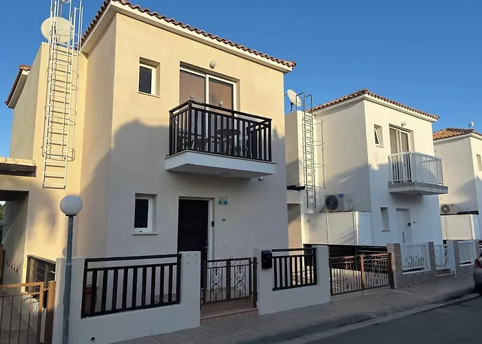 Pernera Sunrise * Paralimni